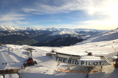 Pistenfahrzeuge unterwegs im Skigebiet Flims-Laax